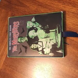 The Munsters Conplete First Season